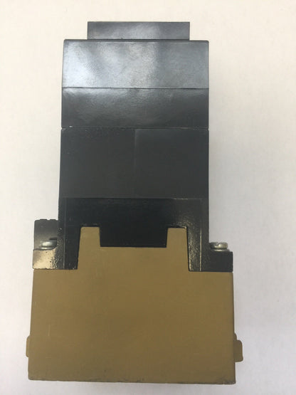 ALLEN BRADLEY 700-P800A1 AC RELAY 115-120V 60HZ 110V 50HZ SER B