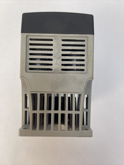 ALLEN BRADLEY 22A-D1P4N104 POWER FLEX 4 SER A OUTPUT 0-460VAC INPUT 380-480VAC