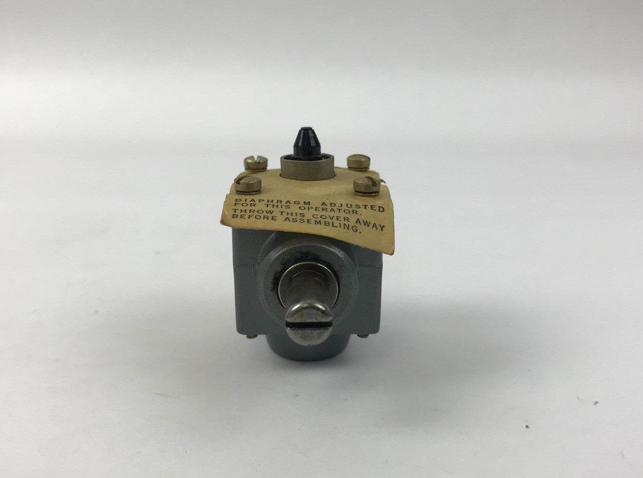 ALLEN BRADLEY Z16067 OPERATING HEAD,BUL 802T,OILTIGHT LIMIT SWITCH,TYPE A2, NEW