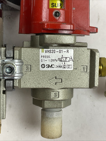 SMC AW20K-01BM-R REGULATOR VHS20-01-R SHUT OFF VALVE