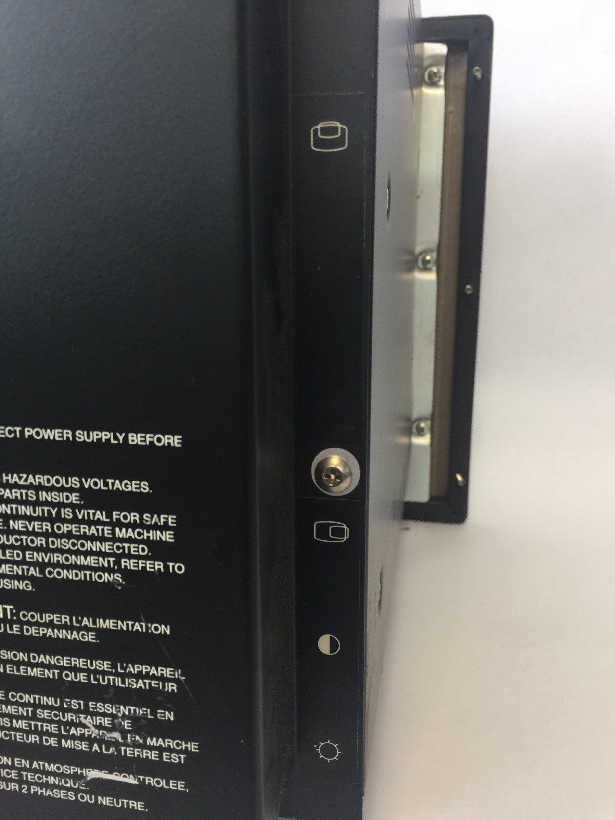 ALLEN BRADLEY 1400ELTC6 PANELVIEW 1400E 115/230VAC 90W SER E REV E FRN 5.16