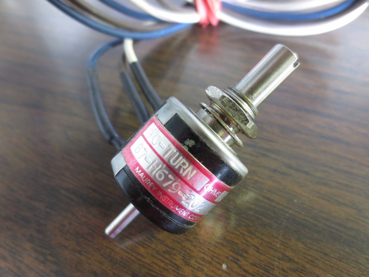MAUREY INSTRUMENT CORP. 87-H679-202 POTENTIOMETER - 10-TURN - 2K OHMS +/- 5% -