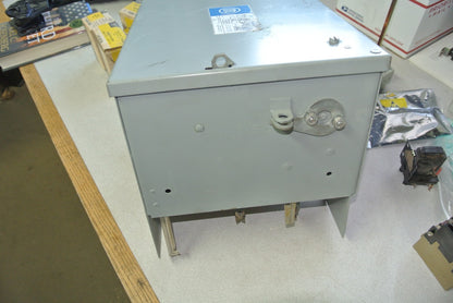 I-T-E UV422 - FUSIBLE BUS PLUG - 240V, 60A