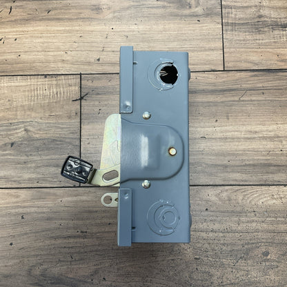SQUARE D D221N FUSIBLE DISCONNECT SWITCH SER.E3 30A 240VAC 3PH 60HZ