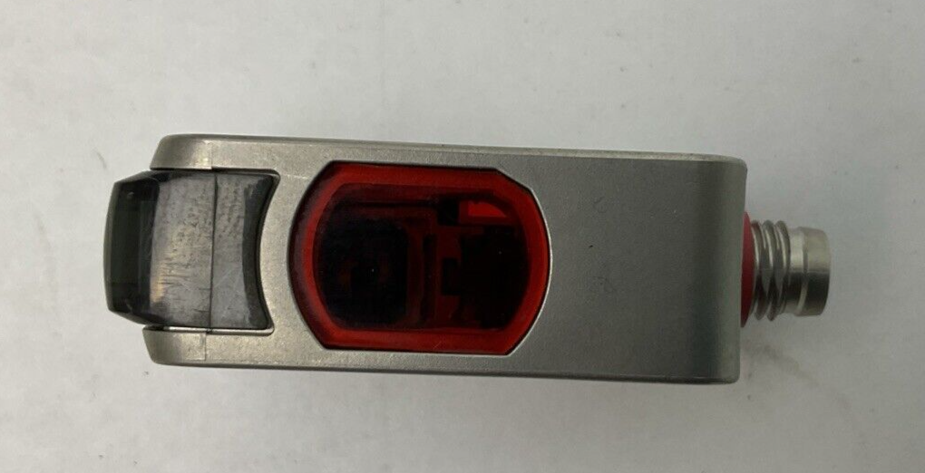 KEYENCE LR-ZB100CN LASER SENSOR 10-30VDC