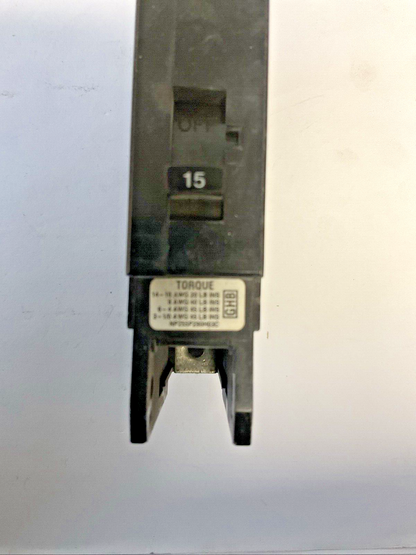 CUTLER HAMMER GHB1015 CIRCUIT BREAKER 277VAC 125VDC 15A ***LOTOF4***