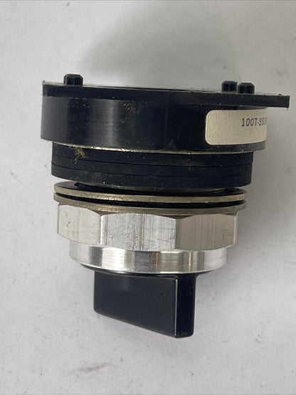 SYLVANIA CLARK BUL. 100T SS3MB3 SELECTOR SWITCH