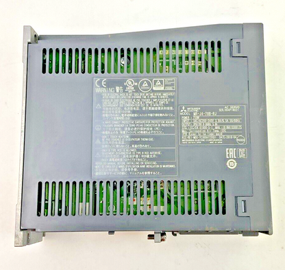 MITSUBISHI MR-J4-70B-RJ SERVO DRIVE MODULE 750W 240VAC 8/6.5A 50/60HZ