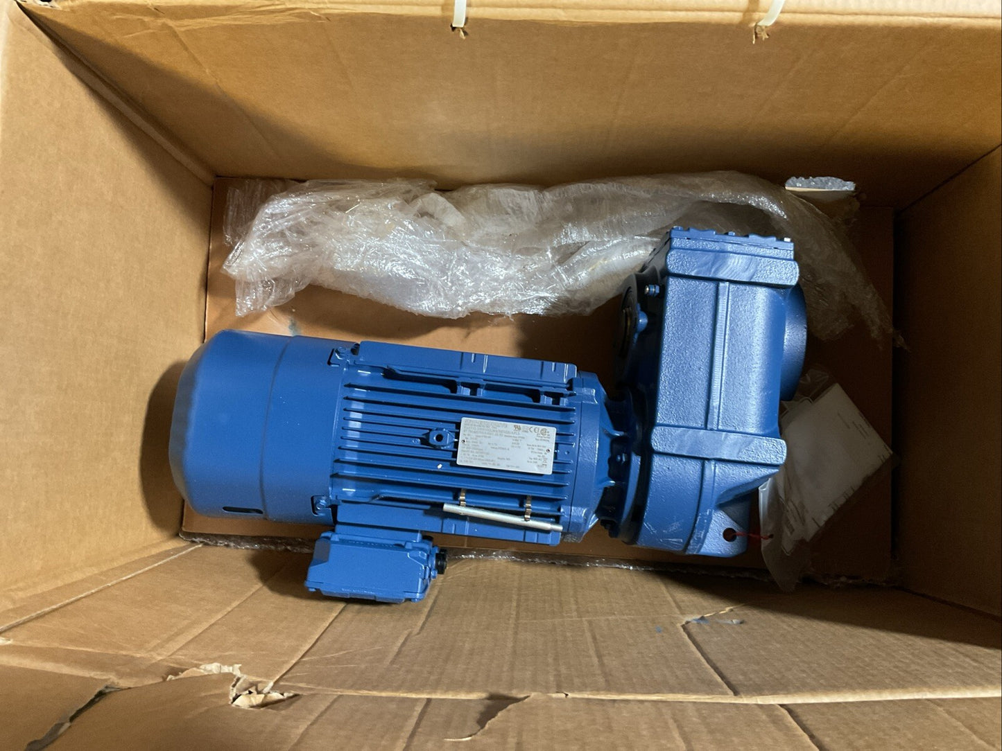SEW-EURODRIVE FA57/G DRN100LM4/BE5HR/AFL5 GEAR MOTOR HZ 60 rpm 1762/49 V460 Y