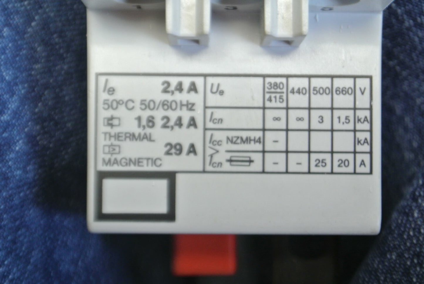 SQUARE D 2520 MP 1.6 MOTOR PROTECTIVE SWITCH / 1.6 - 2.4A / NEW SURPLUS