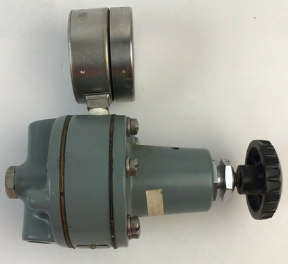 NULLMATIC PRESSURE REGULATOR 40-30 14870-5S9HD W/ GAUGE 316SS