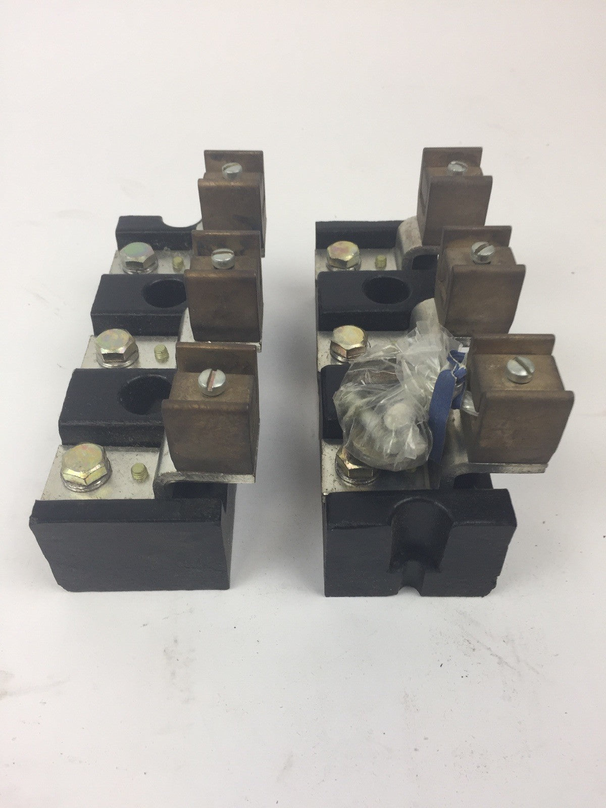 ALLEN BRADLEY 1491 N323 FUSE BLOCK 100 AMP 250 OR 600 VOLT 3 POLE