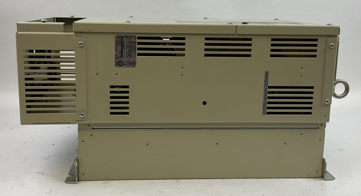 YASKAWA CIMR-AU4A0072FAA REV A AC DRIVE OUTPUT 3PH 0-480V 72A INPUT 380-480V 71A
