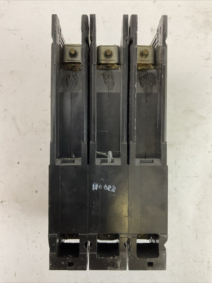 SIEMENS ED43B015 SENTRON SERIES CIRCUIT BREAKER TYPE ED4 15AMP 480VAC 3POLE