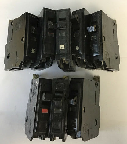 SQUARE D QOB115 CIRCUIT BREAKER 120/240VAC 1POLE 15A ***LOTOF8***