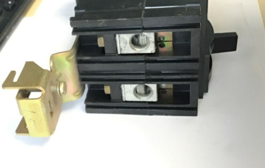 SQUARE D FA22015BC CIRCUIT BREAKER 15AMP 2POLE 240VAC/250VAC