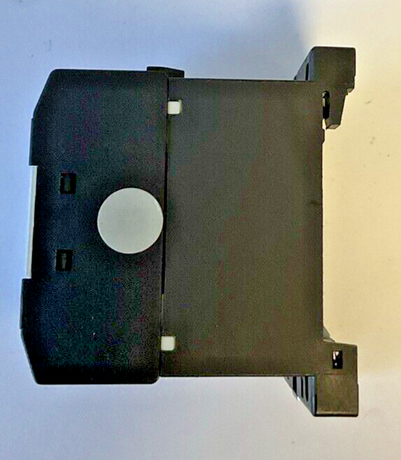 EATON DILER-40-G XTRM10A40 CONTACTOR 600VAC 250VDC ***LOTOF2***