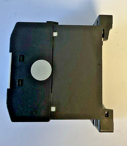 EATON DILER-40-G XTRM10A40 CONTACTOR 600VAC 250VDC ***LOTOF2***