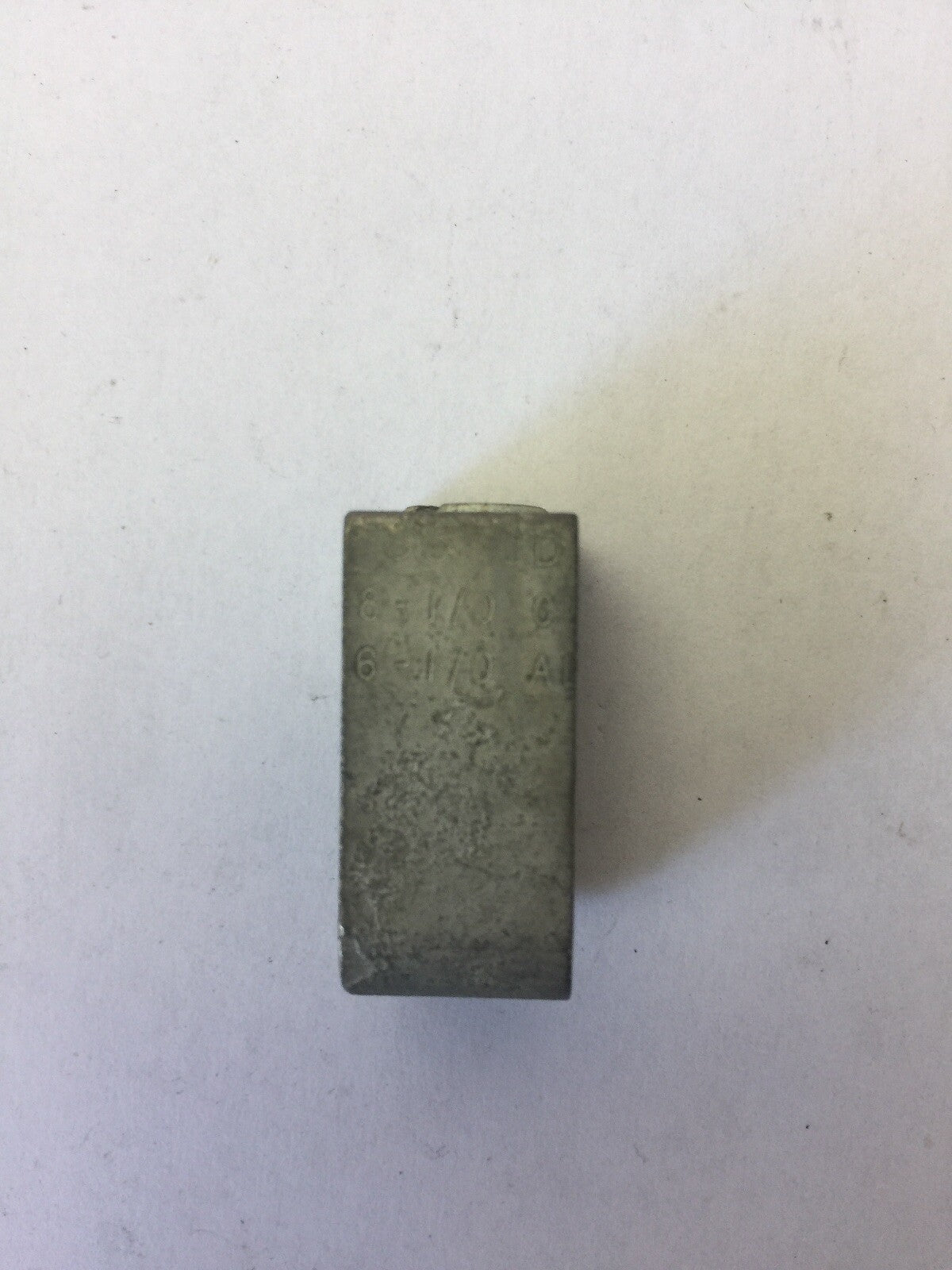 GOULD LAI-E100 LINE SIDE LUG FOR E, HE FRAME CIRCUIT BREAKER (LOT OF 3)
