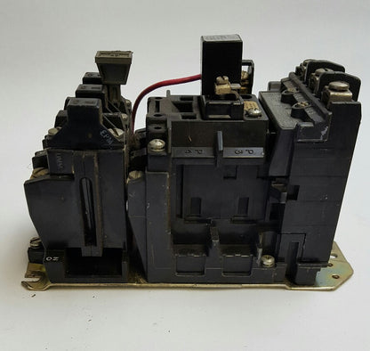 Allen-Bradley - NEMA Size 1, Cat.#509-BO, Series B Starter - 120 VAC Coil