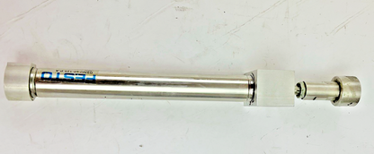 FESTO DSNU-20-125-P-A-MH CYLINDER PISTON ROD 10BAR 145PSI