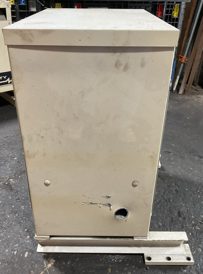EGS HEVI-DUTY ET2H30S 30KVA 3PH 60HZ HV 480D LV208Y/120 LV AMPS 84 TRANSFORMER