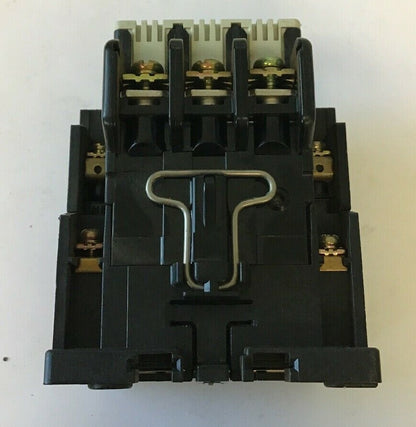 FUJI ELECTRIC SC-2N/4NC1Q0 MAGNETIC CONTACTOR 35A, 220-240V