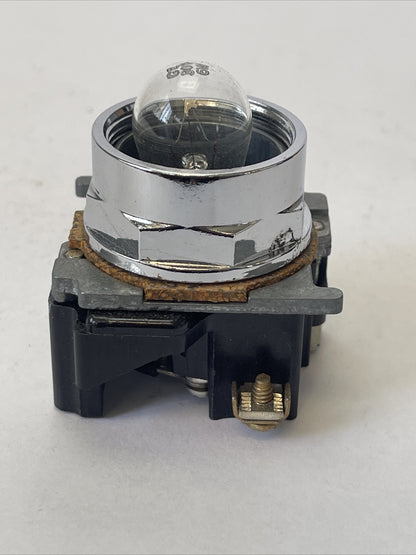 CUTLER HAMMER 10250T206 STD. IND. LIGHT RES.-1 HOLE MTG. 24V