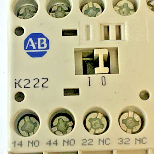 ALLEN BRADLEY 700-K22Z-*  CONTROL RELAY SER.B 600VAC 10A ****LOTOF2****