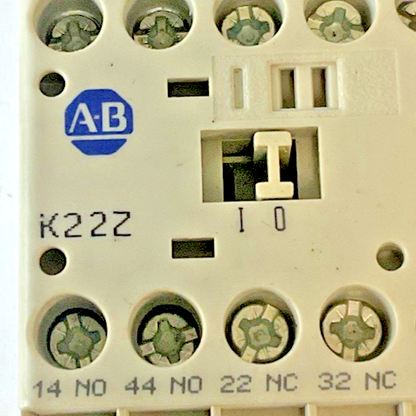 ALLEN BRADLEY 700-K22Z-*  CONTROL RELAY SER.B 600VAC 10A ****LOTOF2****