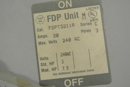 WESTINGHOUSE FDPT3211R - TWIN FUSIBLE PANELBOARD SWITCH 240VAC, 30A, 3-POLE EACH