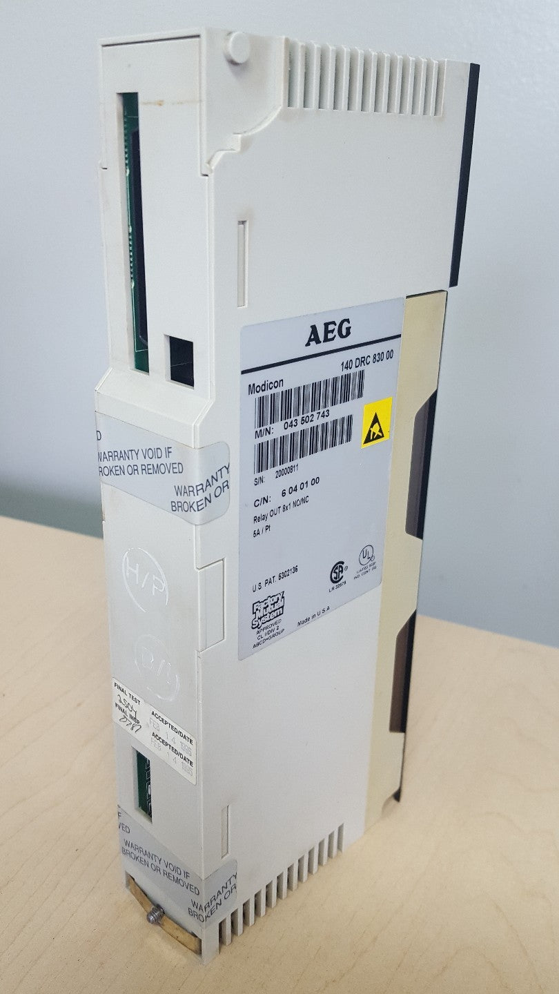 AEG MODICON 140 DRC 830 00 RELAY OUTPUT MODULE 8X1 NO/NC 01.02
