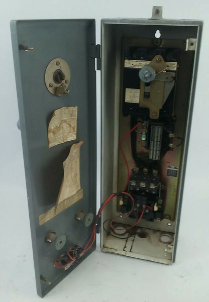 ALLEN BRADLEY SIZE 1 COMBINATION STARTER 872238 SIZE 1 BUL.713 SER. K STARTER
