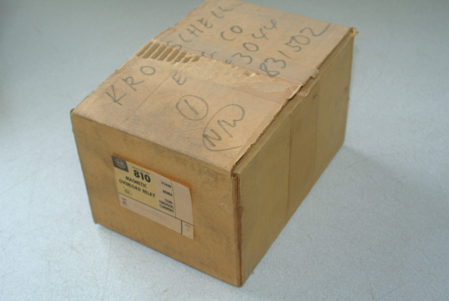 ALLEN-BRADLEY 810-A04CR Ser. B MAGNETIC OVERLOAD RELAY 600V 6A AC/DC NEW SURPLUS