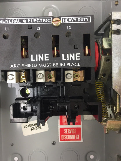 GE THN3321 SAFETY SWITCH HEAVY DUTY INDOOR NON FUSIBLE 3 POLES 240VAC 250VDC 30A