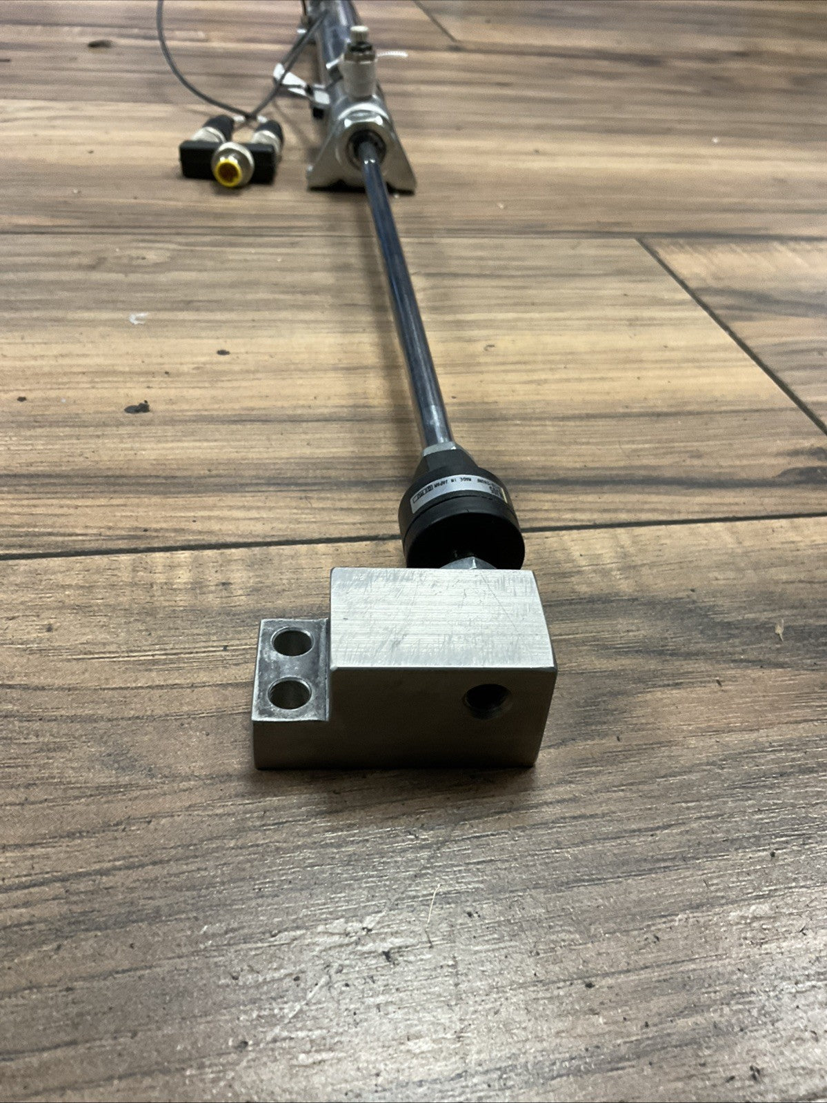 SMC NCDME106-1000C CYLINDER 250PSI (1.7MPa) BALLUFF BMF00C5