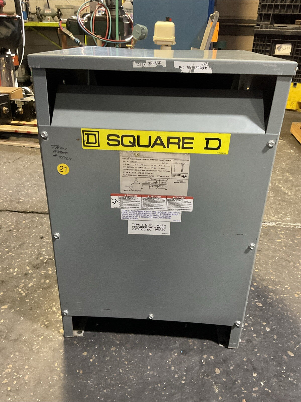 SQUARE D EE45T3H TRANSFOMER 45kVA H.V. 480 54A 60HZ L.V. 208Y/120 125A