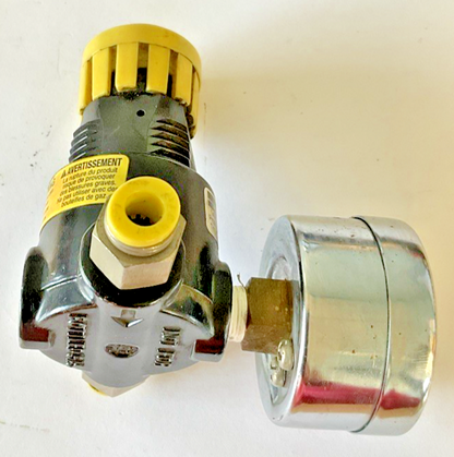 PARKER 14R015FC PNEUMATIC REGULATOR 300PSI WITH GAUGE