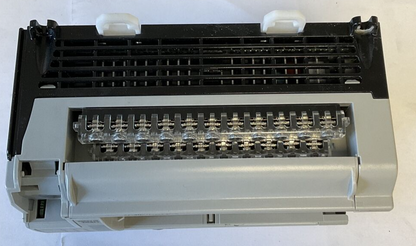 ALLEN BRADLEY 1764-24BWA MICROLOGIX 24 POINT CONTROLLER 24VDC SER.B