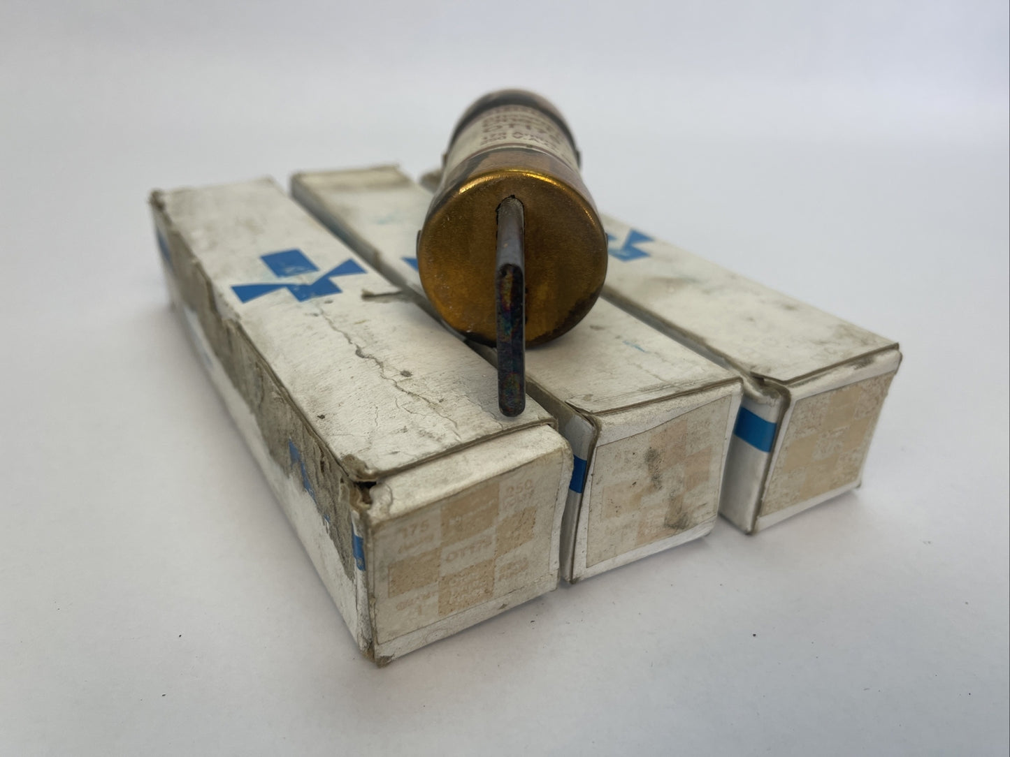 GOULD SHAWMUT OT175 ONE-TIME FUSE 175AMPS 250VAC (LOT OF 3)