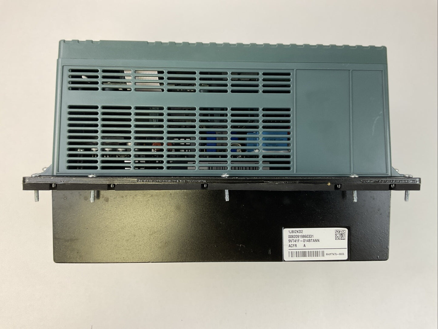 ROCKWELL AUTOMATION 9VT41F-014BTANN AC DRIVE SER A 400V 10HP FIRMWARE NO 3.001