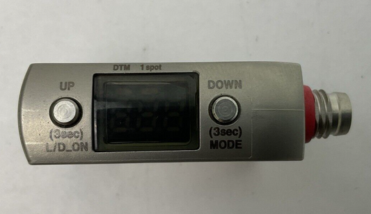 KEYENCE LR-ZB100CN LASER SENSOR 10-30VDC