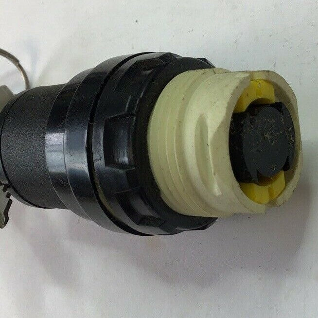 SQUARE D 9001 D3L20  ROTARY KEY SWITCH