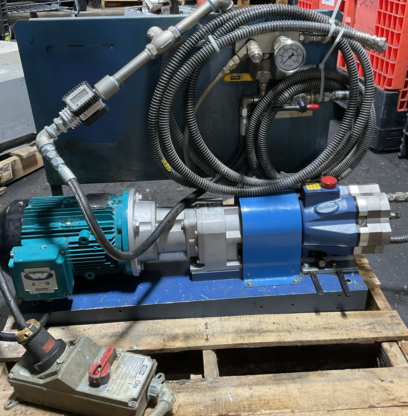 HOT MELT SYSTEM W/ WPN DA184TSW-4C & SK372.1 N180TC & NORDSON PUMP 1047481