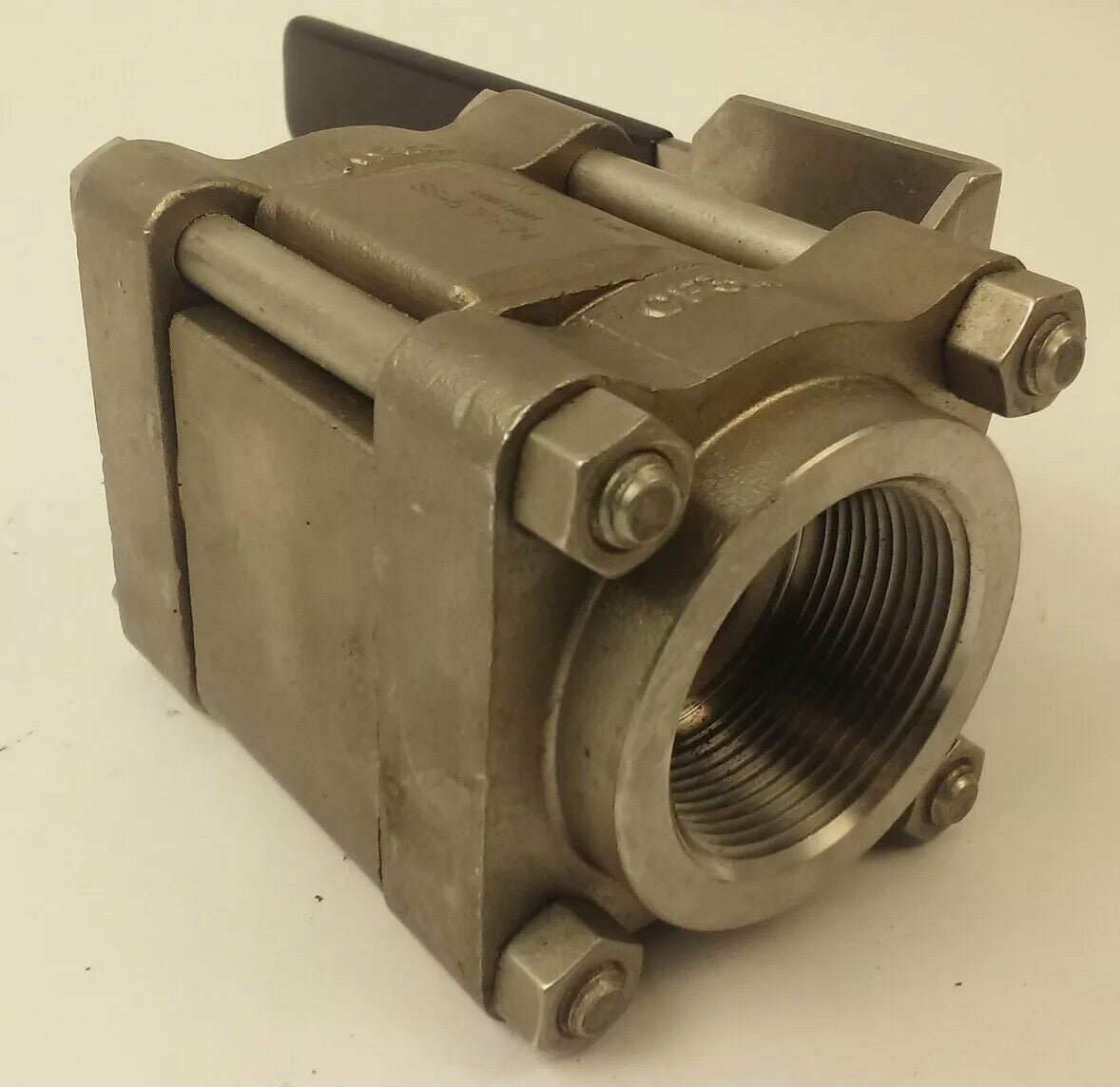 SWAGELOCK SS-67PF24 BALL VALVE 1500 PSI@100F, 103 BAR@38C, 450F@ 500PSI, 1.25in