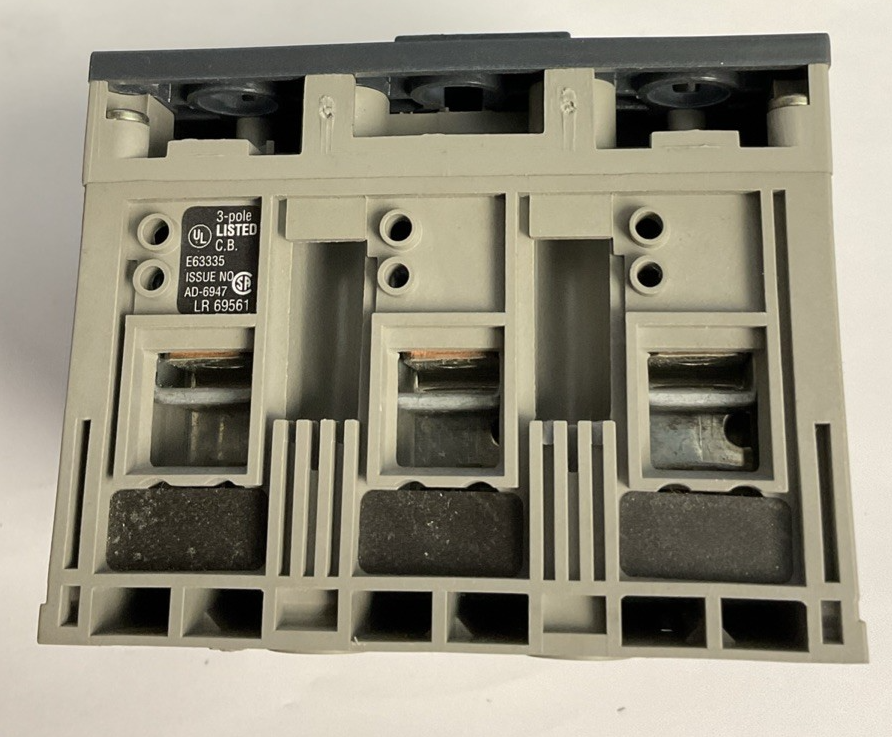 MERLIN GERIN NSE100N NENL34050 CIRCUIT BREAKER 50A 480V *SHUNT WIRE LENGTH VARY*