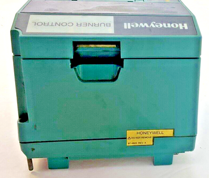 HONEYWELL RM7800 L 1015 BURNER CONTROL MODULE