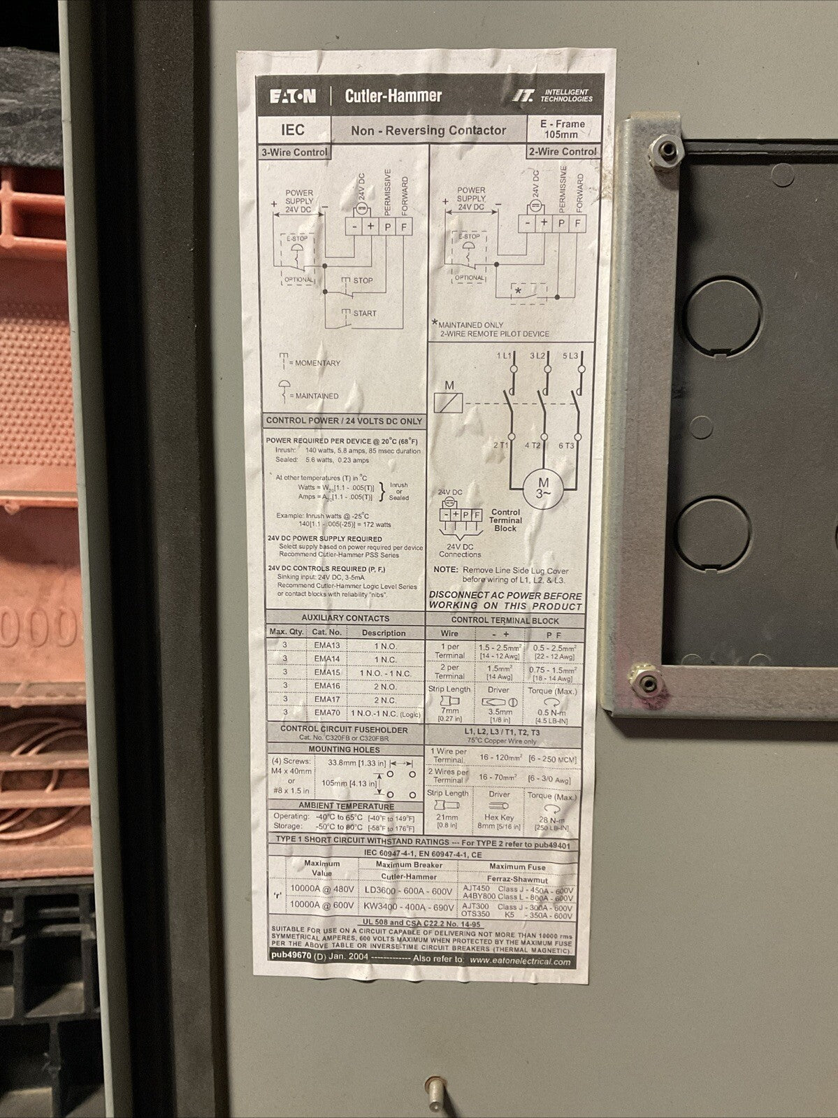 EATON CPX100.  100HP CUTLER  HAMMER DRIVE 480VAC 3PH HAMMSVX100A1-4A1N1 VFD