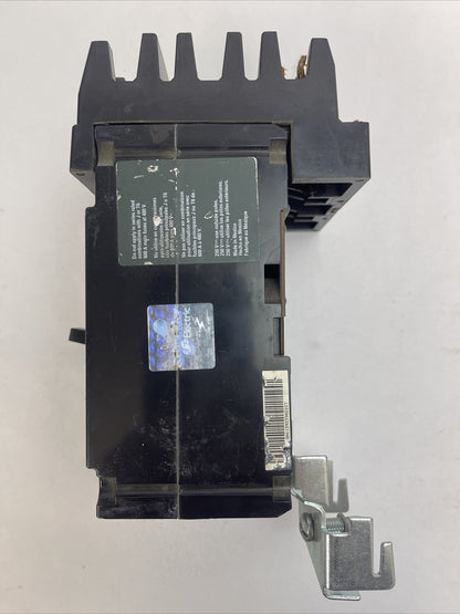 SQUARE D FH36015 CIRCUIT BREAKER 600VAC 250VDC 15AMP 3POLE