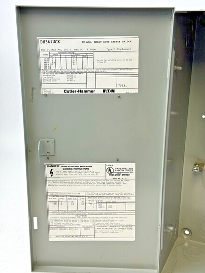 CUTLER-HAMMER - DH361UGK - HD SAFETY SWITCH - 30A/ 600VAC/250VDC/ 3 POLE/ TYPE 1